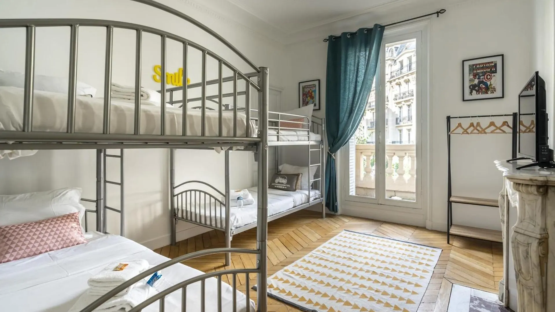 Apartment 3Br - 10P - Passy - Eiffel Tower Paris France