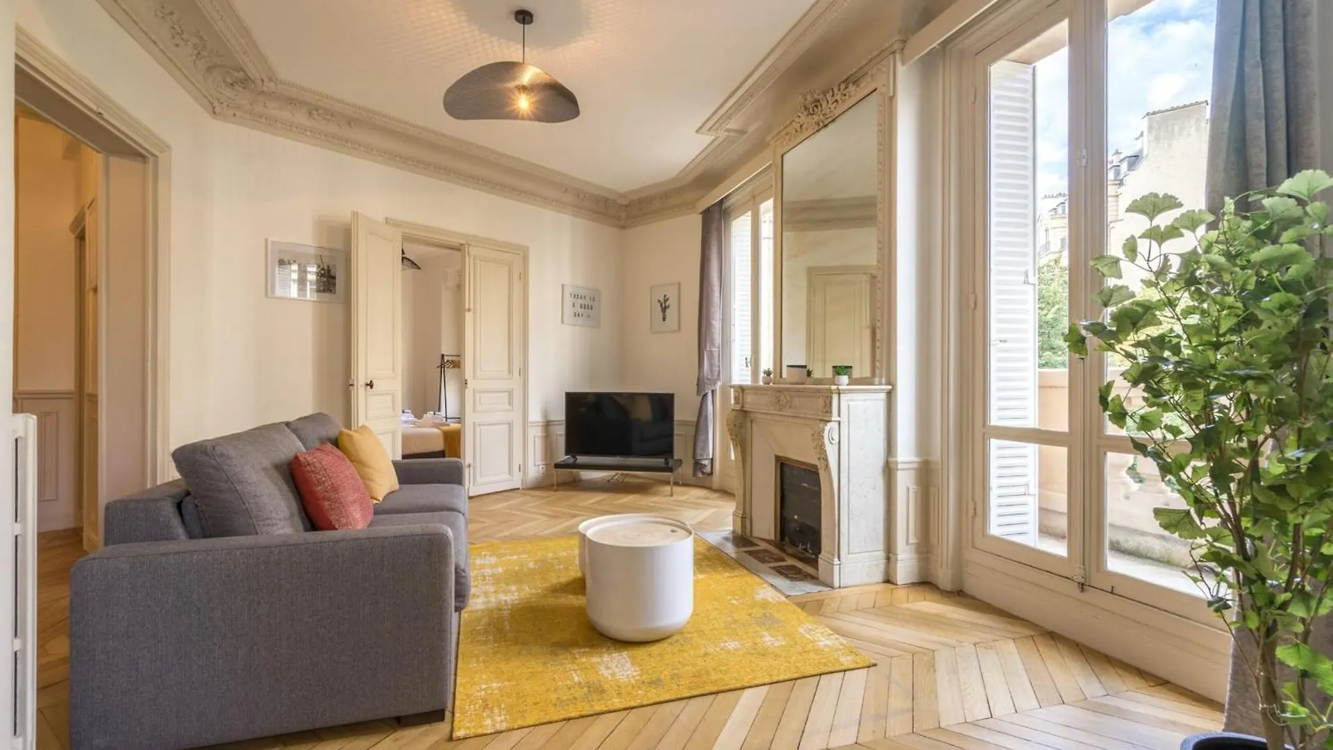 Apartment 3Br - 10P - Passy - Eiffel Tower location